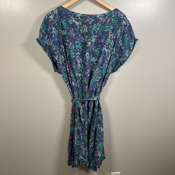Boden Silk Blend Dress Size 16 Blue Floral Tie Waist Pockets Preppy Twee Casual - Picture 2 of 11